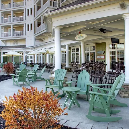 Watkins Glen Harbor Hotel-3