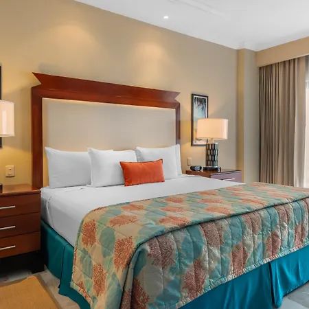 Wyndham Grand Cancun All Inclusive Resort & Villas-2