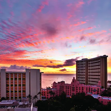 Outrigger Waikiki Beachcomber Hotel-2