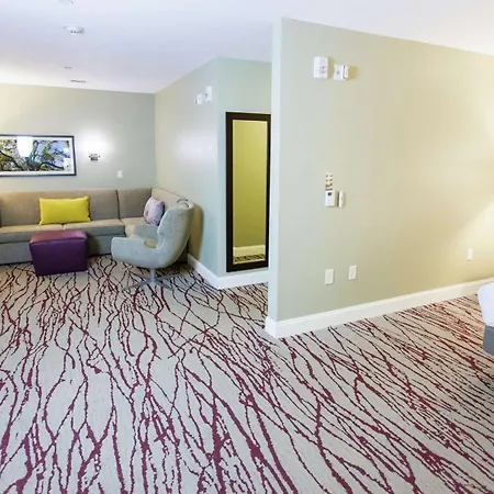 Doubletree By Hilton Historic Savannah-3
