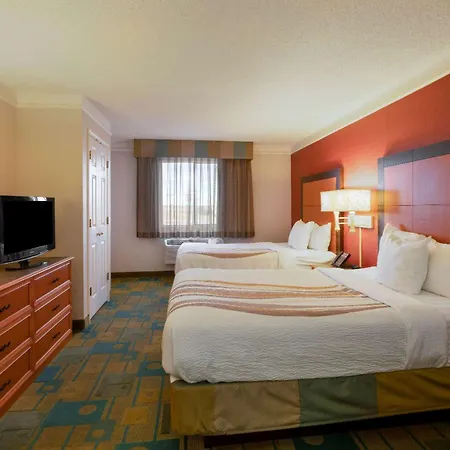 La Quinta Inn By Wyndham Cheyenne-3