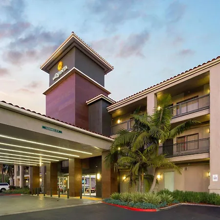 La Quinta By Wyndham Orange County Airport-2