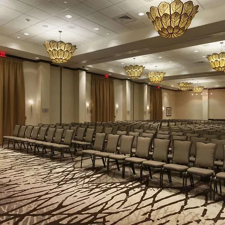 Embassy Suites Savannah Airport-3