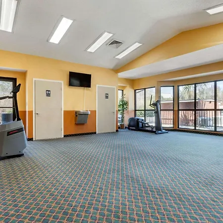 Econo Lodge Florence - Darlington-2