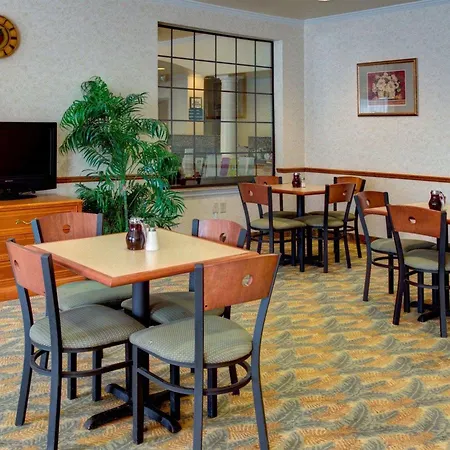 Quality Inn & Suites Glen Rose-2