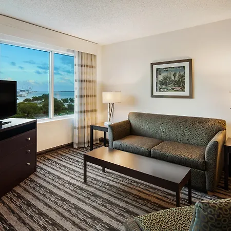 Holiday Inn Hotel Port Of Miami-Downtown By Ihg-3