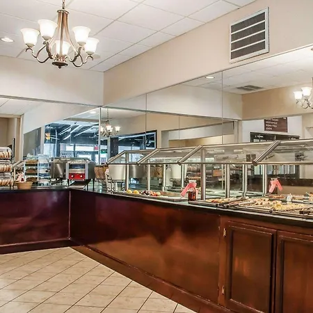 Quality Hotel & Suites At The Falls-3
