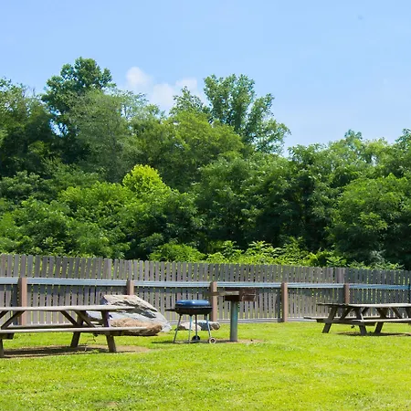 Microtel Inn & Suites By Wyndham Cherokee-2