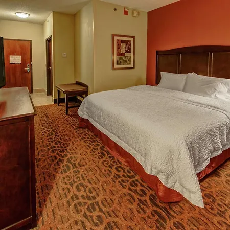 Hampton Inn Ashland-2