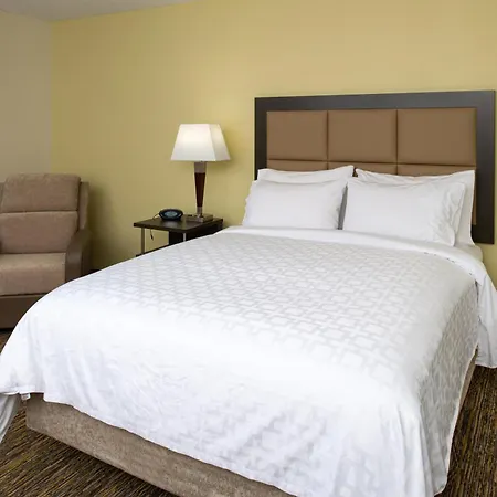 Candlewood Suites Olathe By Ihg-3