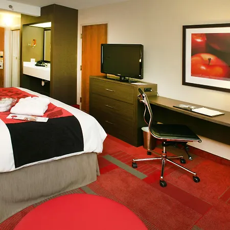 Radisson Hotel Madison-3