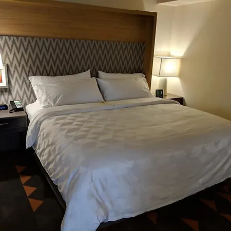 Holiday Inn Champaign By Ihg-2