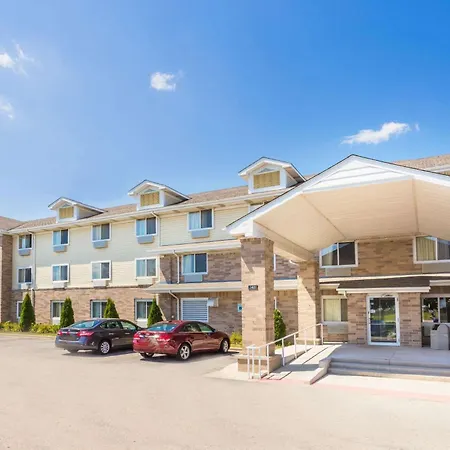 Super 8 By Wyndham Joliet I-55 N/Chicago-2