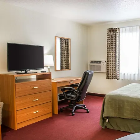 Hudson Inn & Suites-3