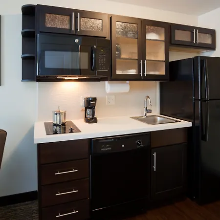 Candlewood Suites Bemidji - Paul Bunyan-2