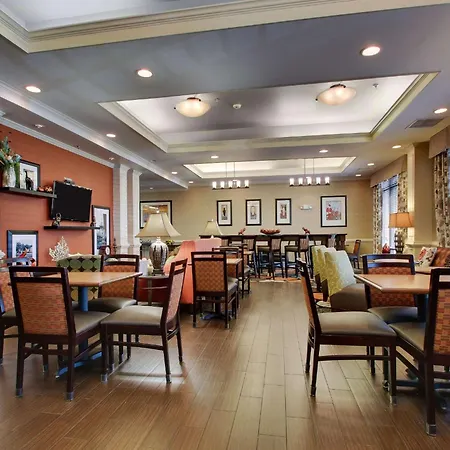 Hampton Inn Warner Robins-3