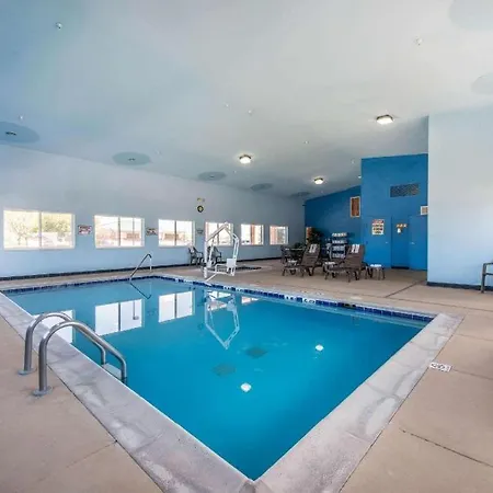 Quality Inn-3