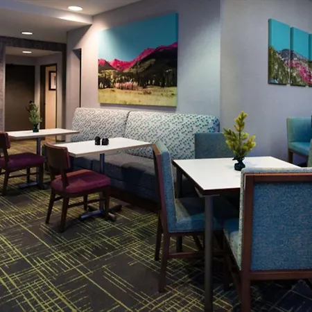 Hampton Inn Glenwood Springs-3
