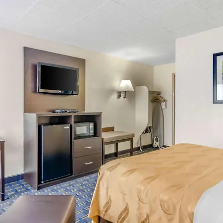 Quality Inn Waynesboro - Skyline Drive-2