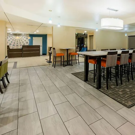 La Quinta By Wyndham Columbus - Grove City-3