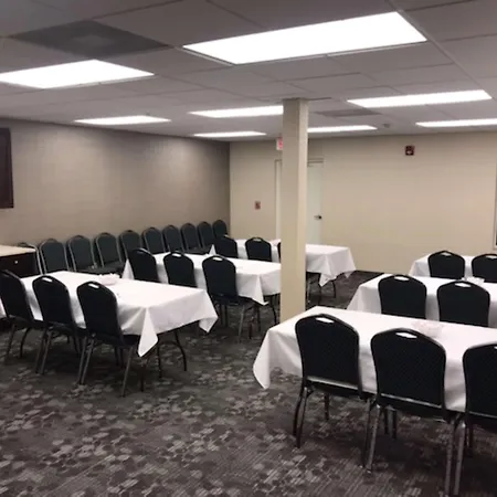Best Western Dothan Inn & Suites-3