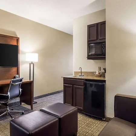 Comfort Suites Eufaula North-3