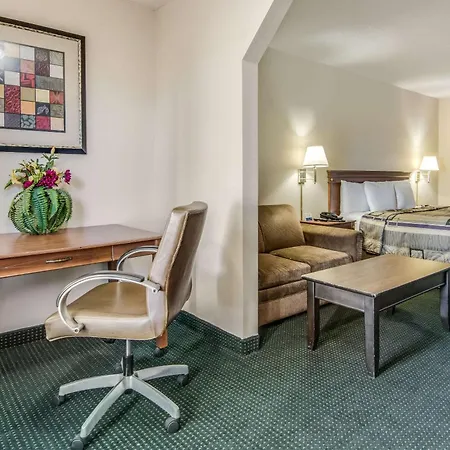 Rodeway Inn & Suites Dublin-3