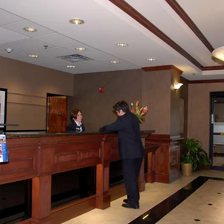 Hampton Inn Van Buren-3