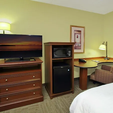 Hampton Inn & Suites Murray-2