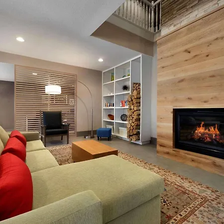 Country Inn & Suites By Radisson, Houghton, Mi-2