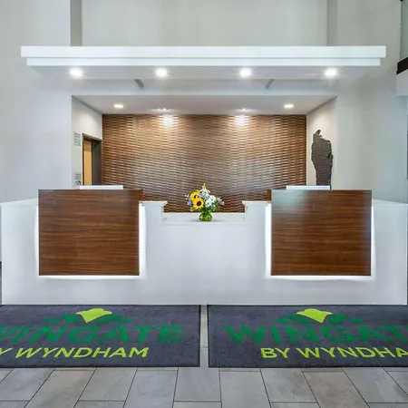 Wingate By Wyndham Wisconsin Dells Waterpark-3
