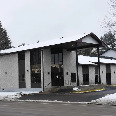 Woodside Dells Hotel & Suites-2