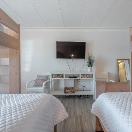 The Waterway Pet Friendly By Carolina Retreats-3