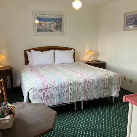 Lighthouse Inn-2