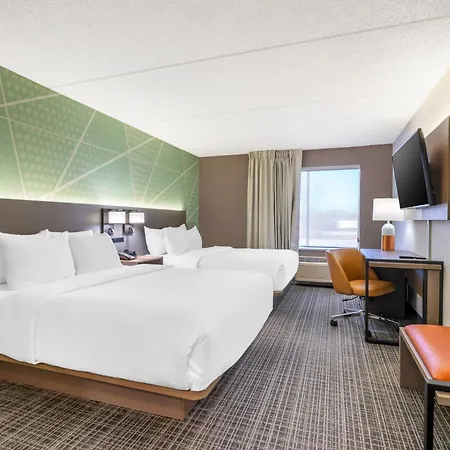 Comfort Inn & Suites Madison East Interstate I-90-3