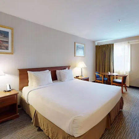 Ramada By Wyndham Strasburg - Shenandoah Valley-2