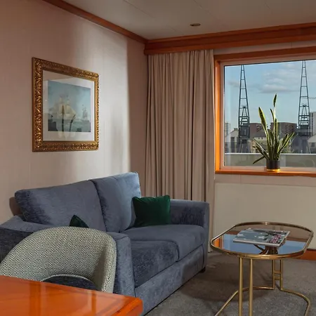 Sunborn London Yacht Hotel-3