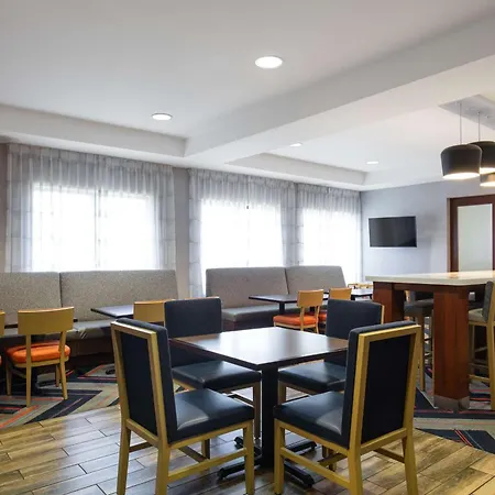Hampton Inn Medford-2