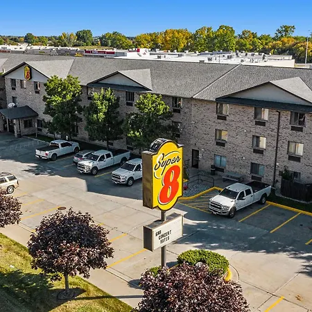 Super 8 By Wyndham Mt. Pleasant-2