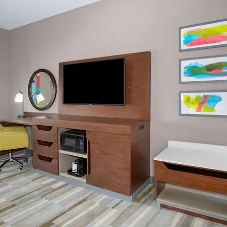 Hampton Inn & Suites Watsonville-3