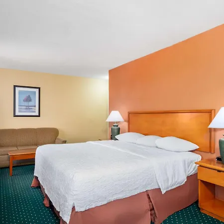Hampton Inn & Suites Sacramento-Elk Grove Laguna I-5-3