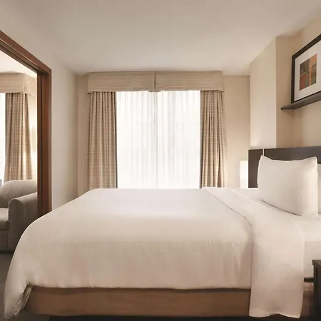 Embassy Suites By Hilton - Montreal-3