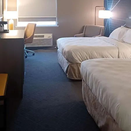 Comfort Inn Edinburgh - Columbus-3
