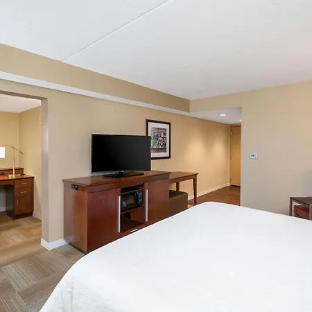 Hampton Inn Lafayette-2