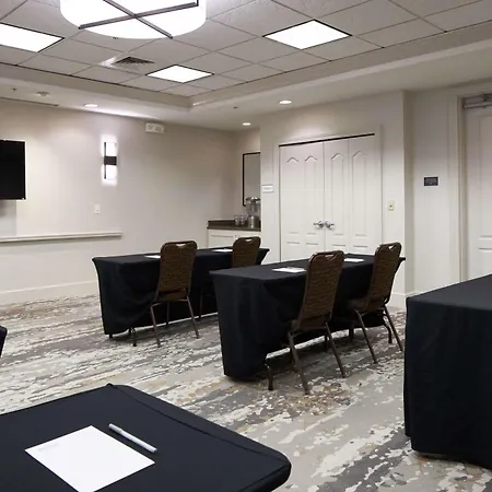 Hilton Garden Inn Evansville-2