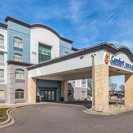 Comfort Inn & Suites Madison East Interstate I-90-2