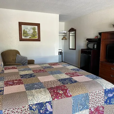 Sunset Inn And Suites-2