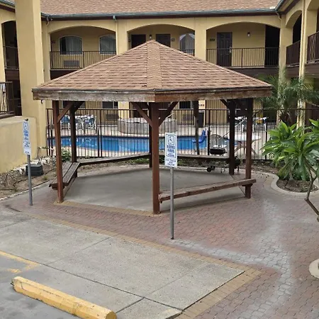 Texas Inn And Suites Rgv-2