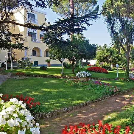 Hotel San Michele-3