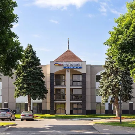 Baymont By Wyndham Shakopee-3